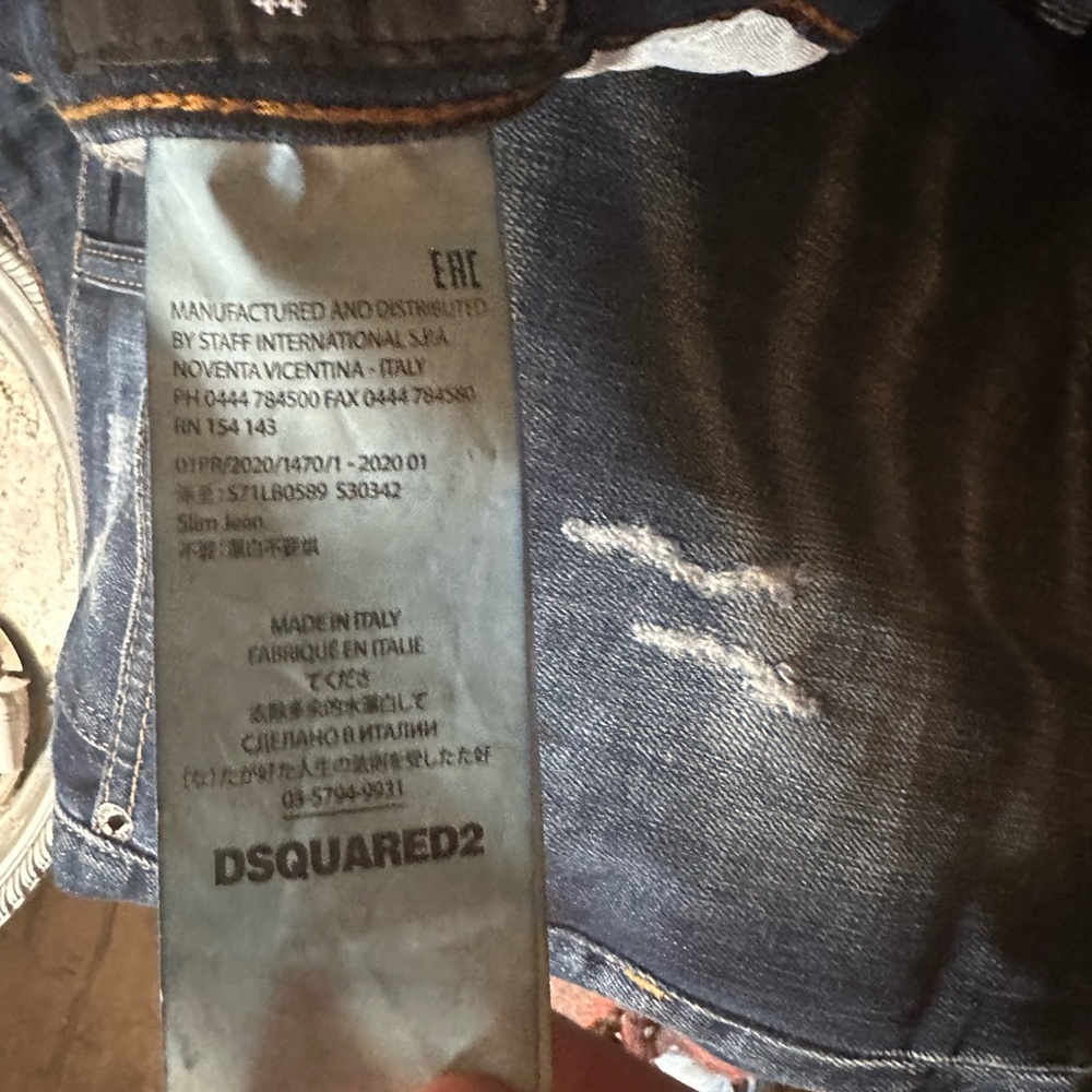 Jeans